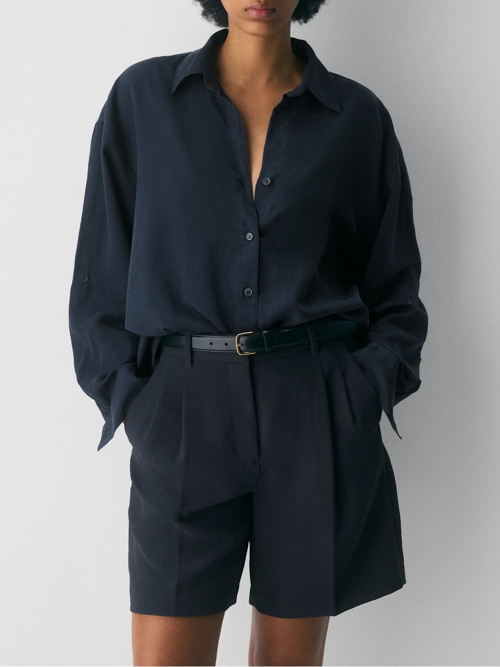 ARITZIA The Effortless Short Long Crepette in Dark Night Navy Size 6